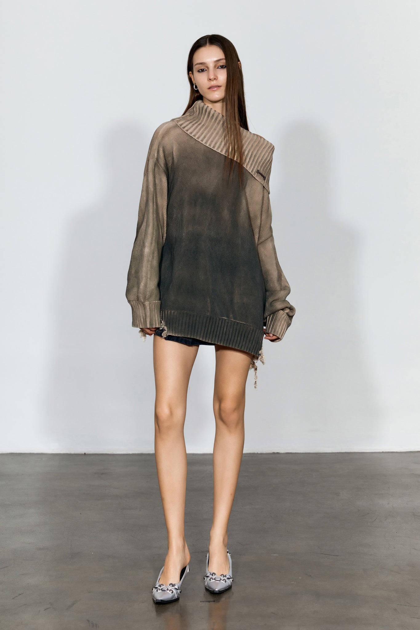 Distressed Oversized Sweater In Dark Brown - YJ1NGZYZJ® Official